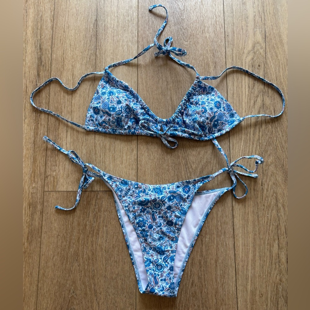 Vibrant Blue Patterned Bikini Set
